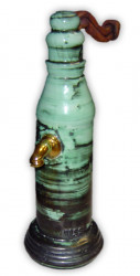 Fuente.
Cerámica esmaltada.
45 cm de altura.