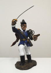 Guerrero Steampunk. Resina de poliéster policromada. 30 cm de altura.